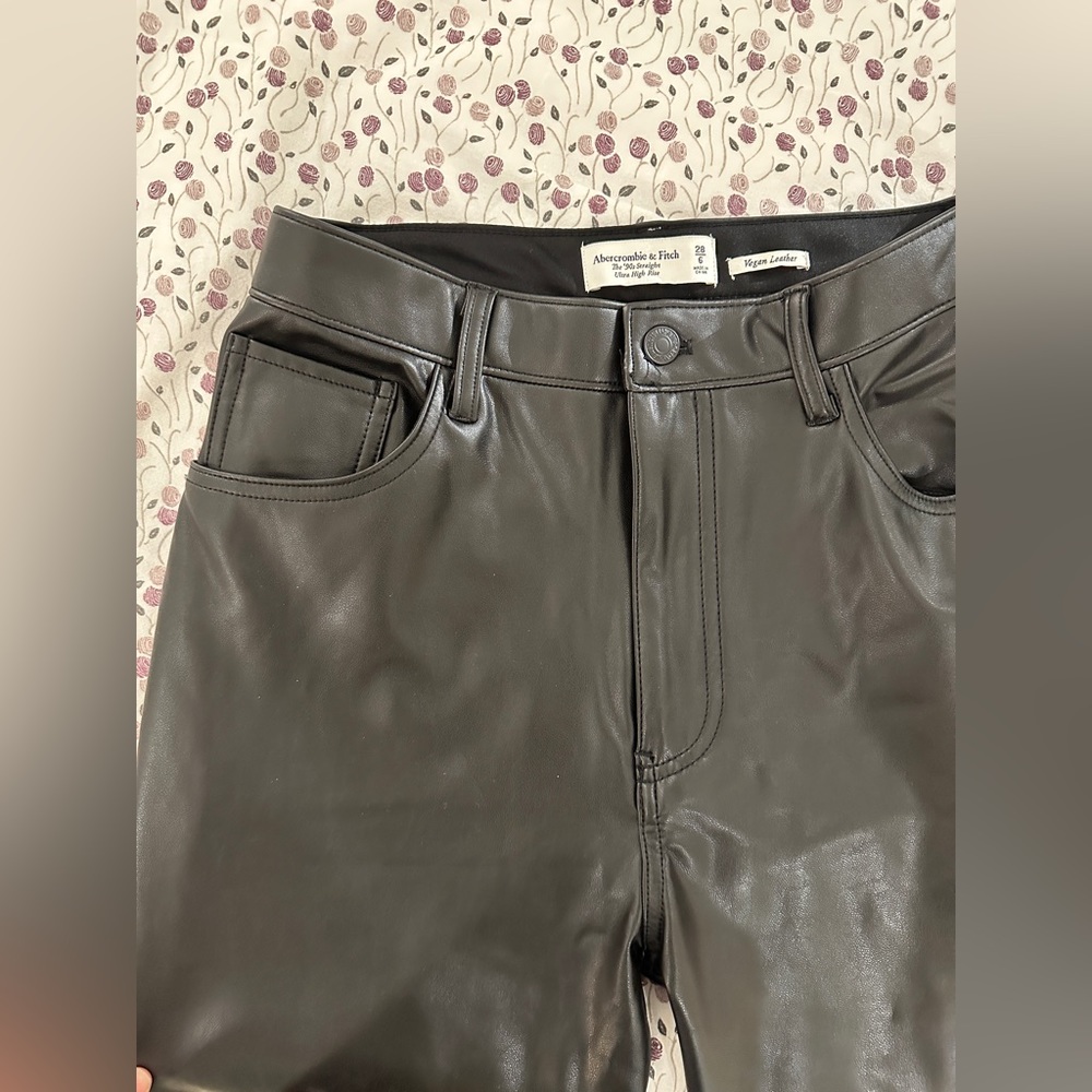 Abercrombie & Fitch Leather Pants🖤